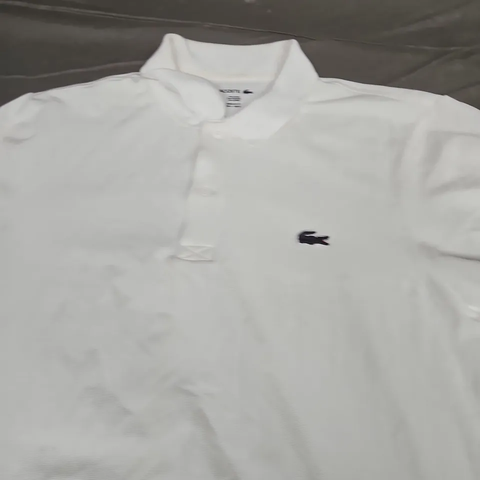 LACOSTE CASUAL LOGO T-SHIRT - SIZE M