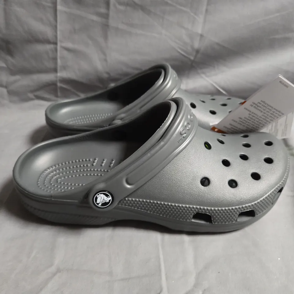PAIR OF CLASSIC CROC CLOGS - UK SIZE M6 / W7