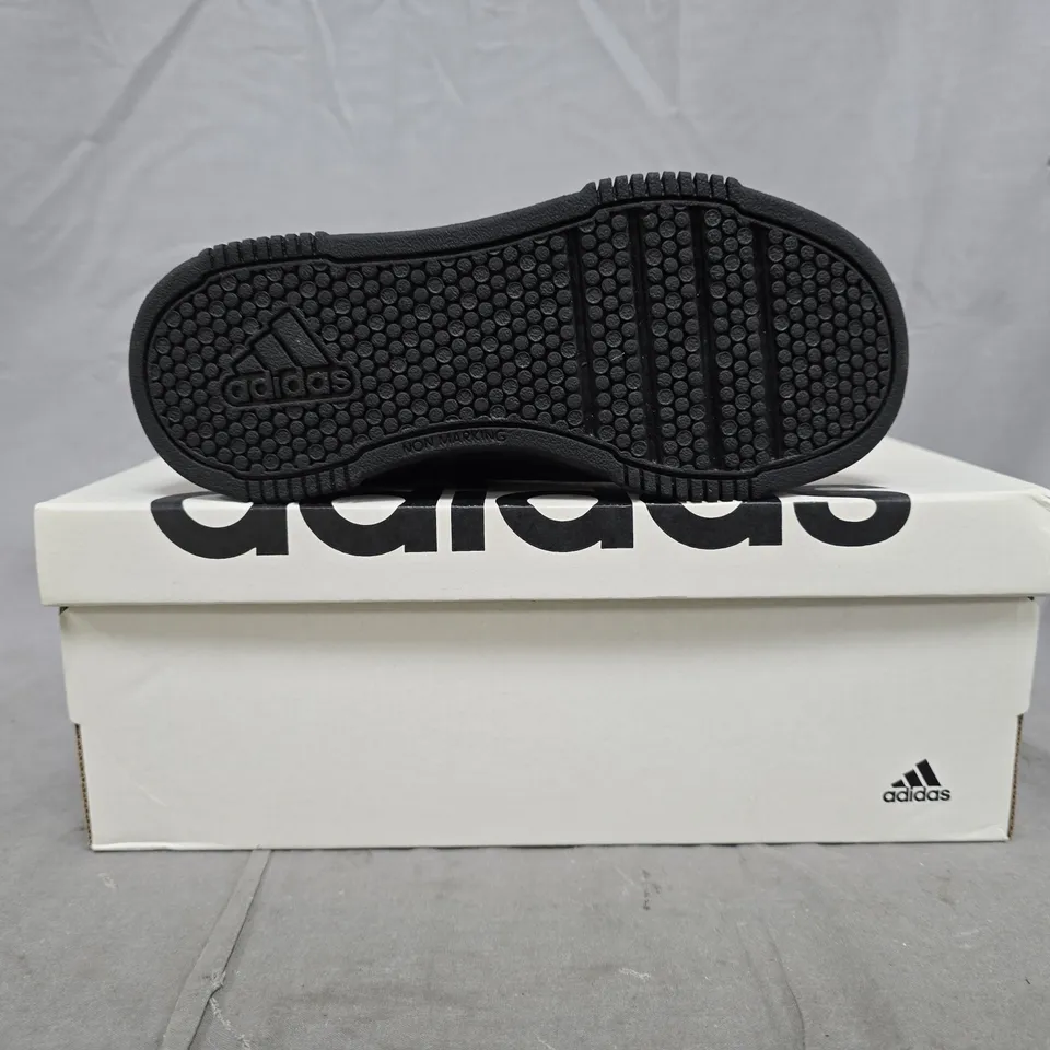 BOXED PAIR OF ADIDAS TENSAUR SPORT 2.0 KID'S SHOES IN BLACK SIZE UK 13K