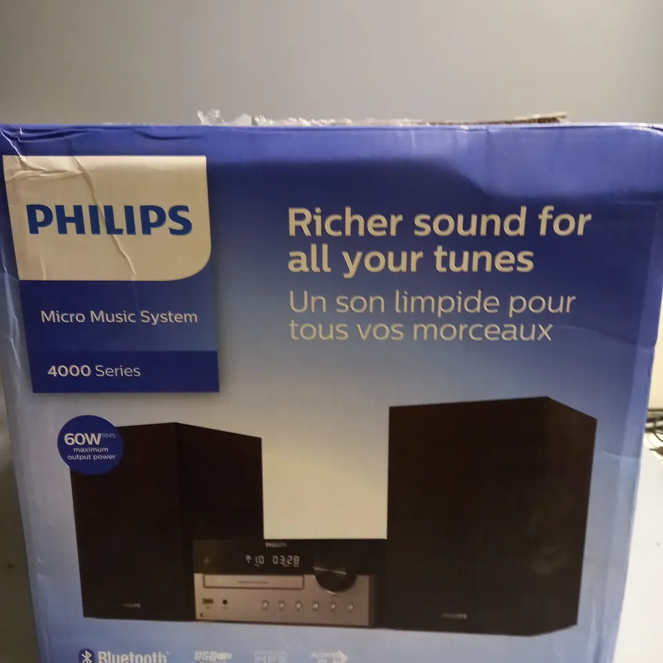 BOXED PHILIPS MICRO MUSIC SYSTEM 4000 SERIES