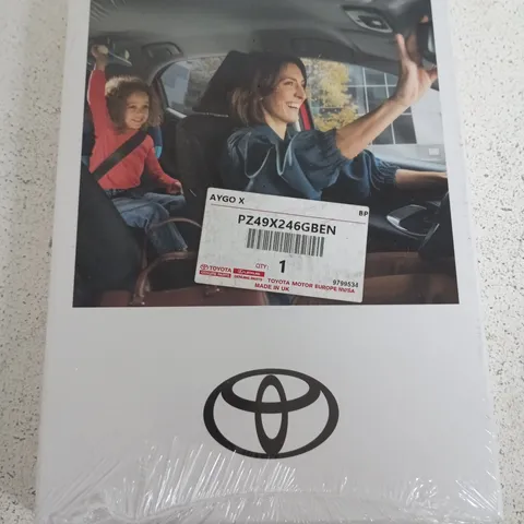 TOYOTA AYGO X GENUINE PART – PZ49X246GBEN (BOXED) THE OFFICIAL OWNER'S MANUAL/HAND BOOK FOR THE TOYOTA AYGO X