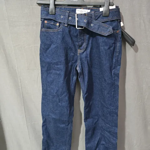 ABERCROMBIE & FITCH LOW RISE BAGGY JEANS – UK 8 (US 25 SHORT)