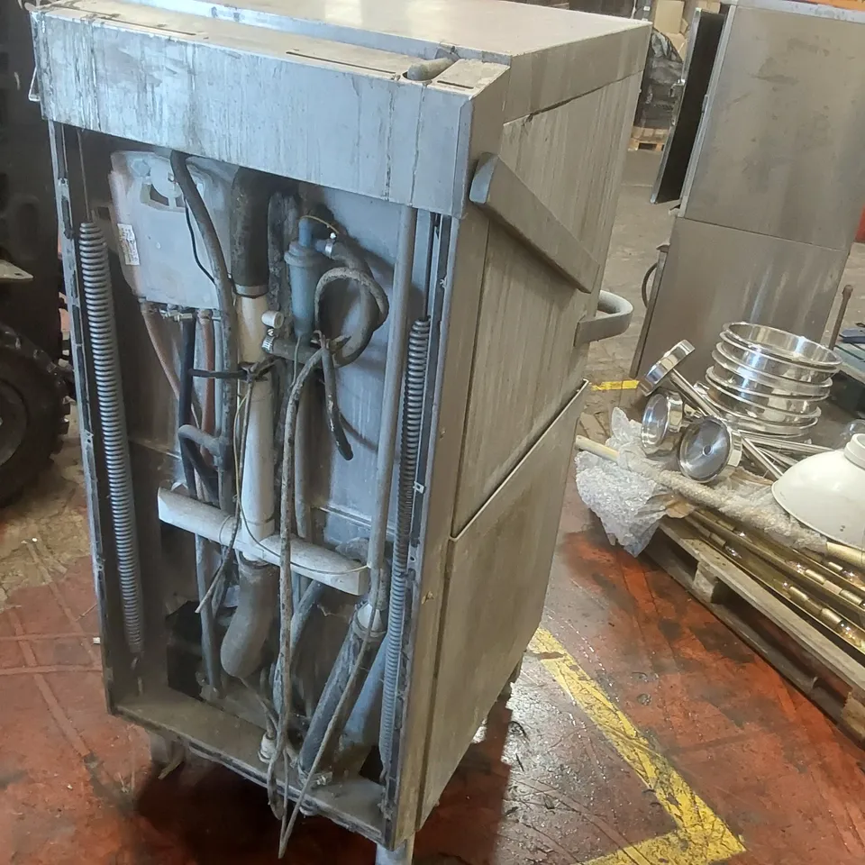 WINTERHALTER GS502 COMMERCIAL PASS THROUGH DISHWASHER