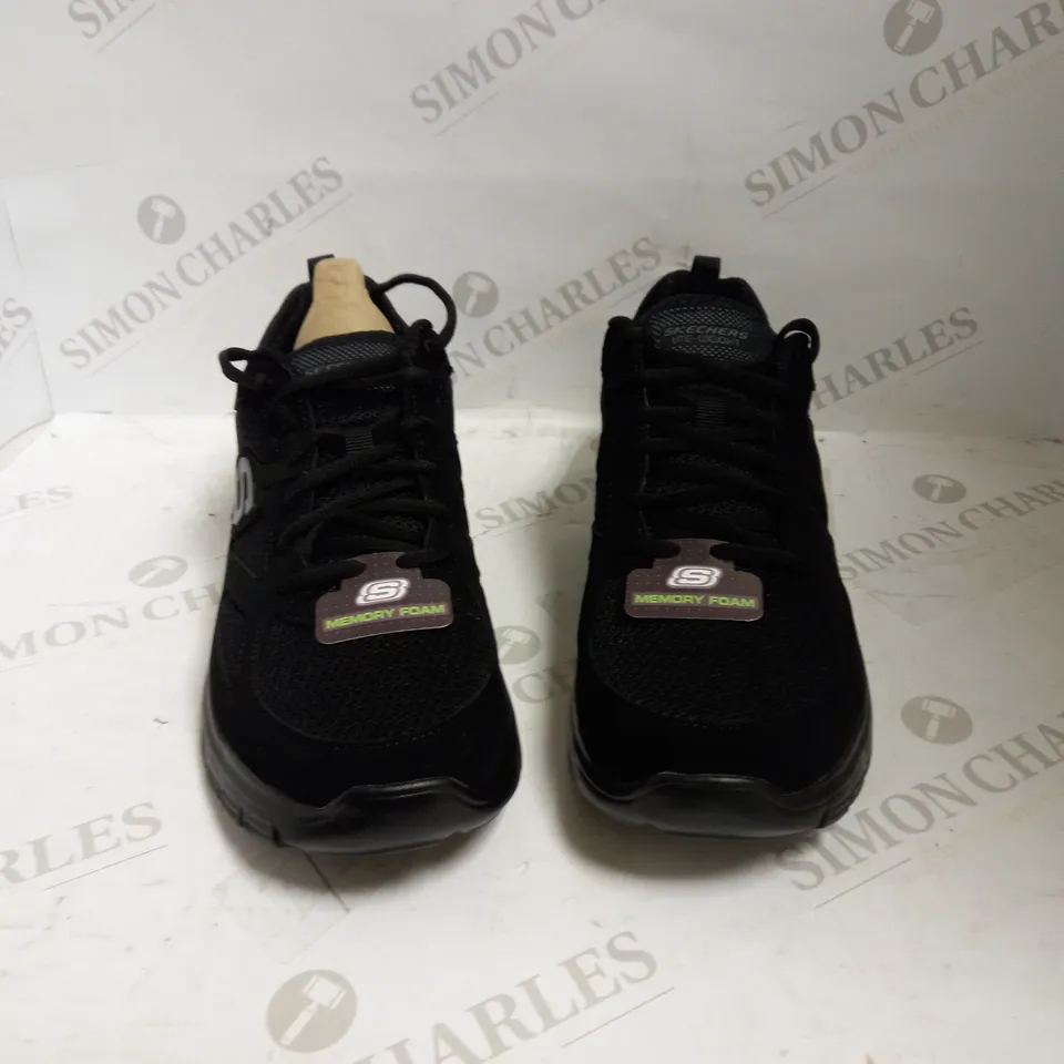 SKETCHERS HE-SCHULE DIVERSE BLACK MENS 9.5 