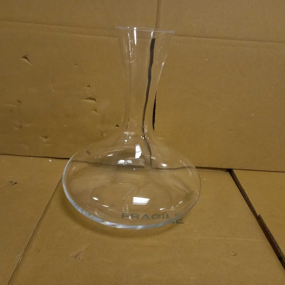 LE CREUSET VITESSE WINE AERATOR AND WINE FOUNTAIN DECANTER - COLLECTION ONLY