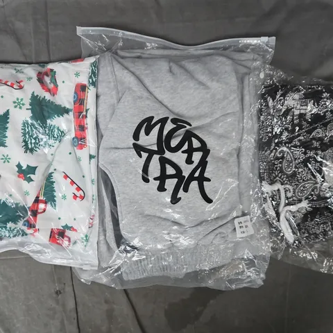 APPROXIMATELY 20 ASSORTED CLOTHING AND FASHION PRODUCTS IN VARIOUS STYLES AND SIZES - COLLECTION ONLY