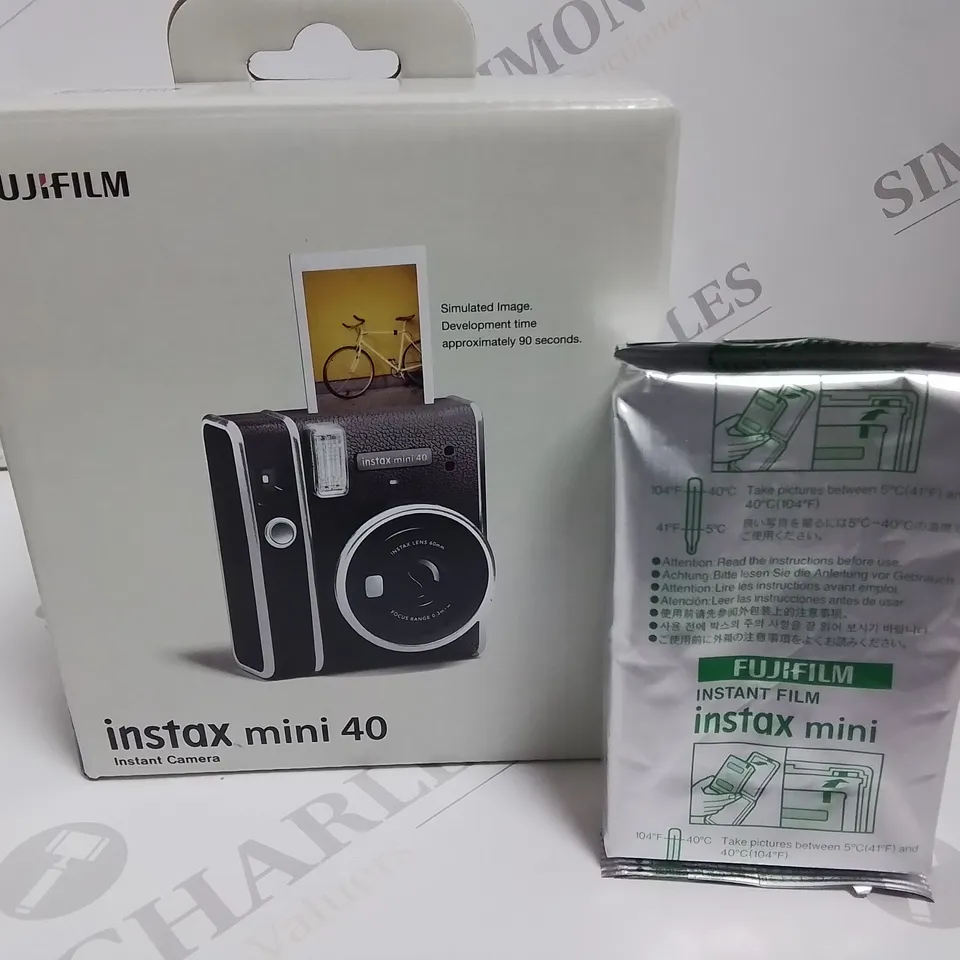 FUJIFILM INSTAX MINI 40 INSTANT CAMERA  RRP £137.99