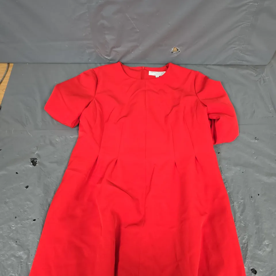 HELENE BERMAN EDGE TO EDGE DRESS IN RED - 12