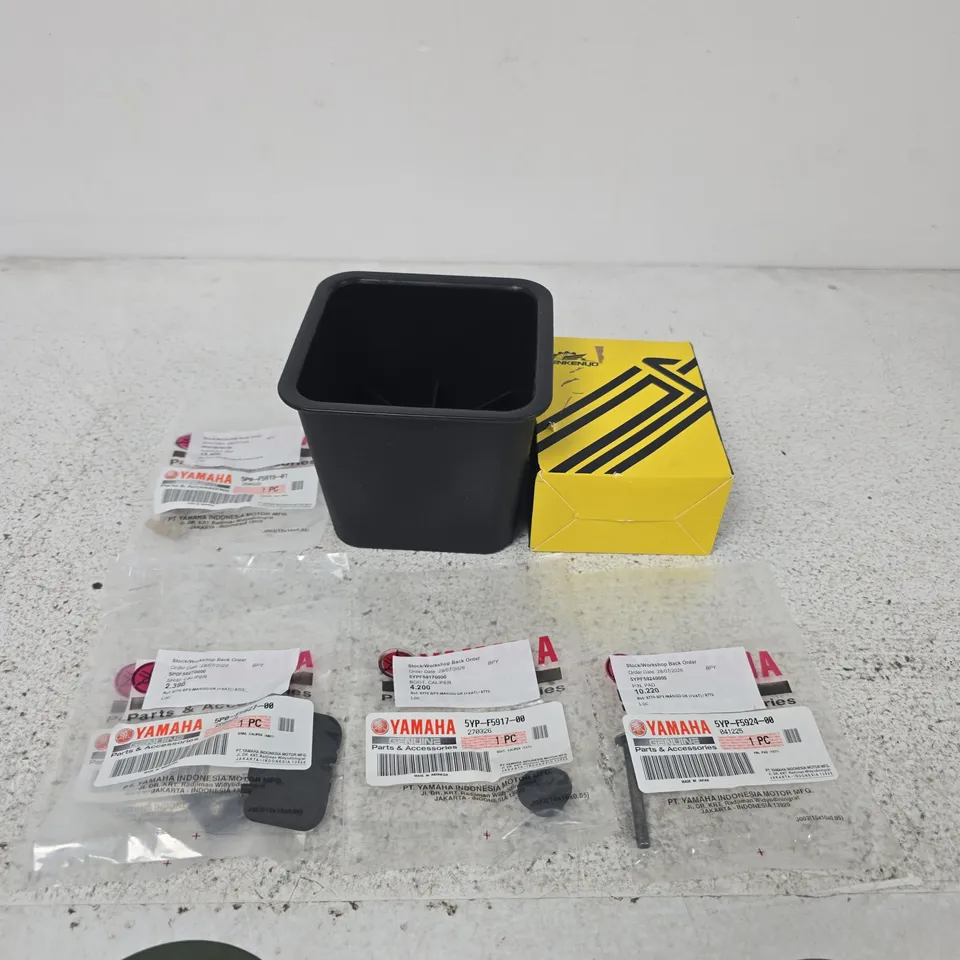 APPROXIMATELY 20 ASSORTED ITEMS INCLUDING YAMAHA SHIM CALIPER, YAMAHA BOOT CALIPER AND YAMAHA PIN PAD