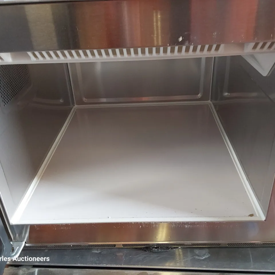 MENUMASTER COMMERCIAL MICROWAVE OVEN