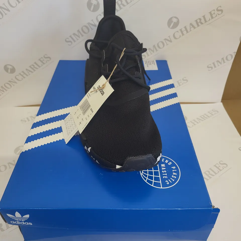 BOXED ADIDAS NDM R1 BLACK/WHITE TRAINERS - SIZE 9 UK