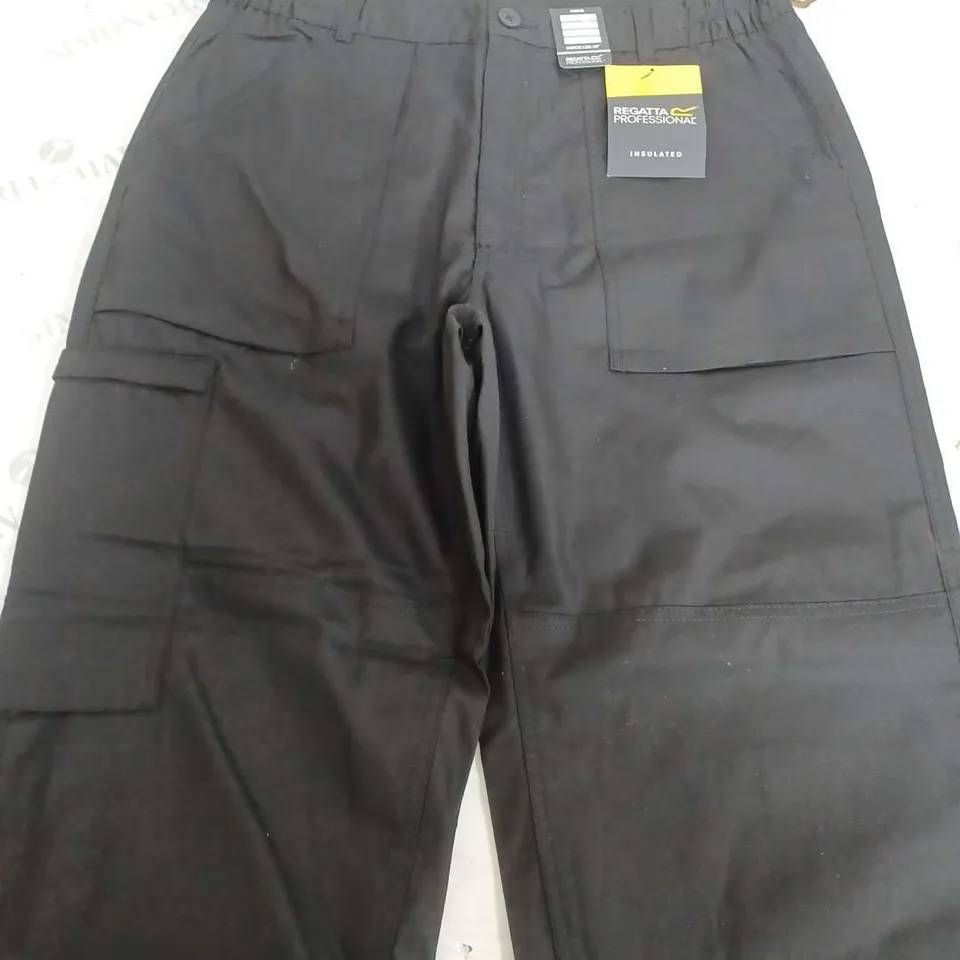 REGATTA BLACK INSULATED PANTS - UK 34