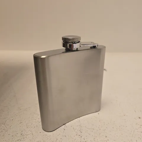 6OZ STAINLESS STEEL HIP FLASK