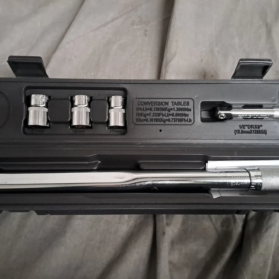 MICROMETER ADJUSTABLE TORQUE WRENCH 