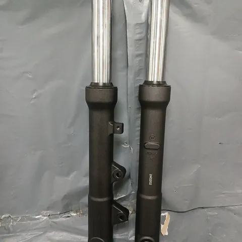 BOXED FRONT FORK SET
