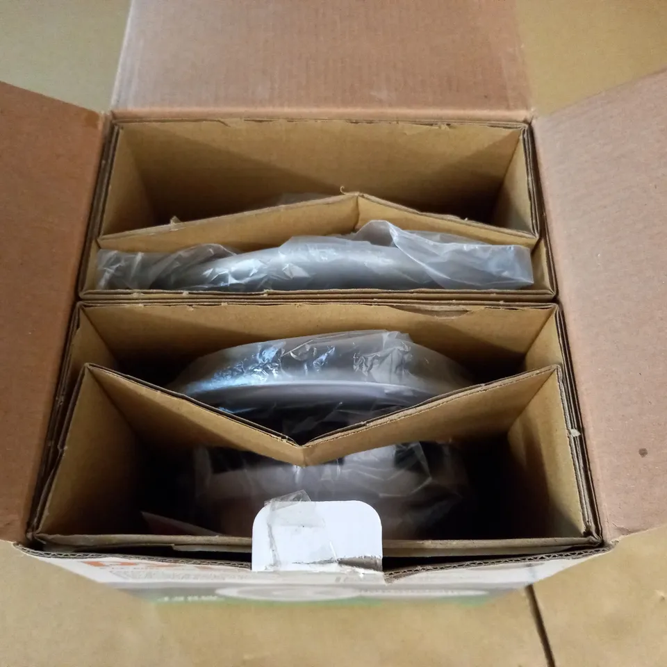 PYLE 6-1/2" DUAL CONE WATERPROOF STEREO SPEAKER SYSTEM - WHITE