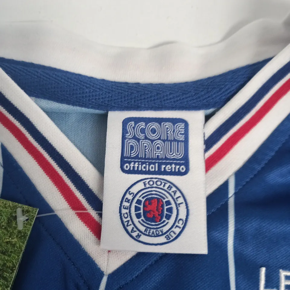 RANGERS FC SCORE DRAW OFFICIAL RETRO FOOTBALL SHIRT – MEN'S MEDIUM (M)