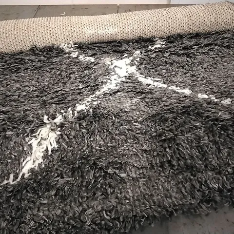 BRAND NEW PACO HOME KALMAR CARPET IN ANTHRACITE - 80X150CM