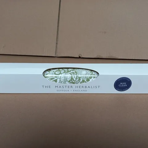 THE MASTER HERBALIST WIPE CLEAN BOXED FLORAL PRODUCT – SUFFOLK, ENGLAND