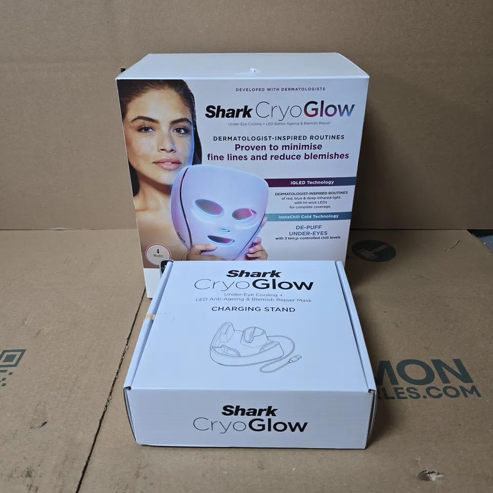 SHARK CRYOGLOW LED MASK WITH CHARGING STAND BOXED