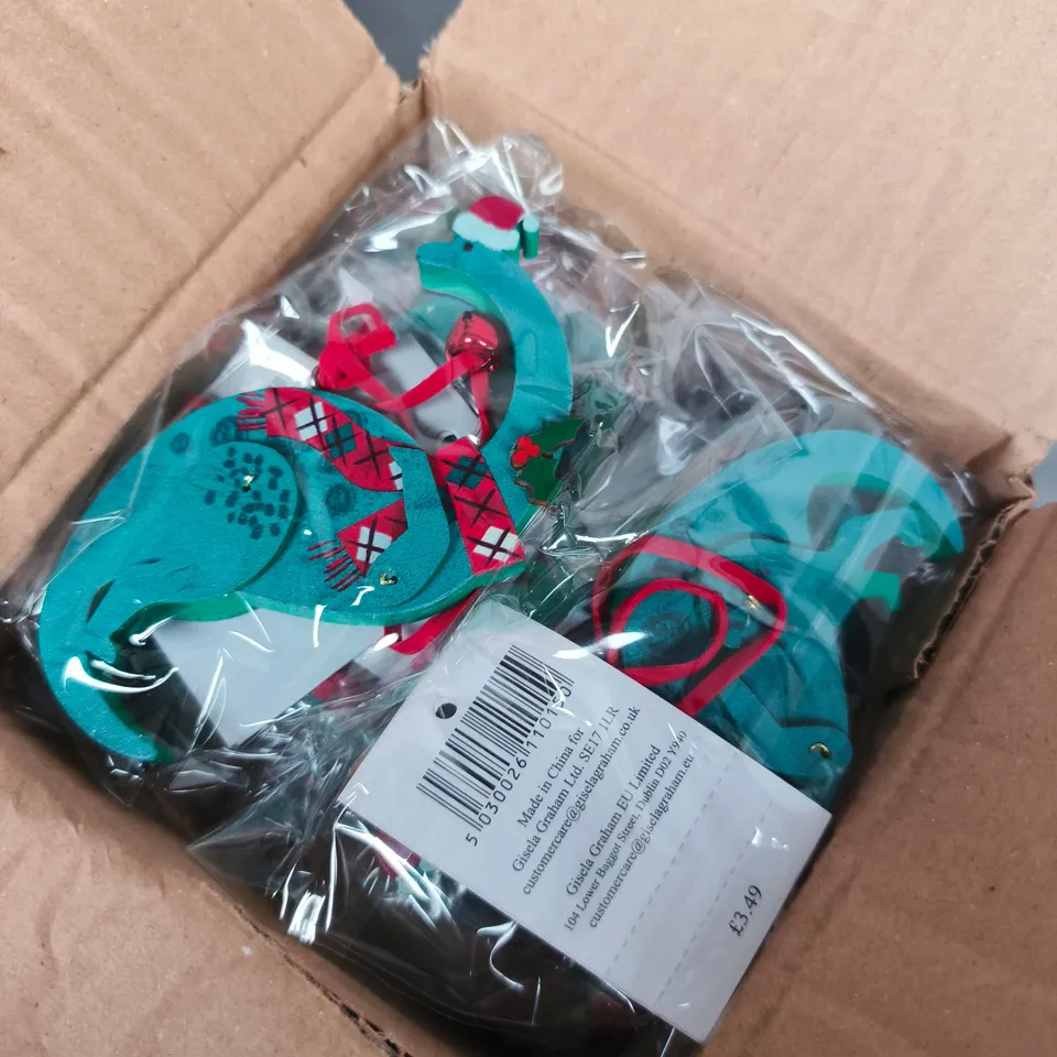 APPROXIMATELY 24 GISELA GRAHAM LONDON CHRISTMAS DINOSAUR HANGING ORNAMENTS