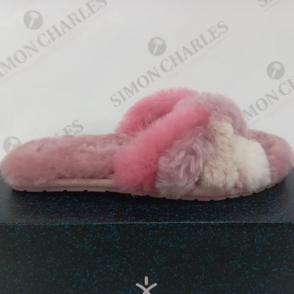 EMU AUSTRALIA BLUSH PINK SANDAL SIZE 6