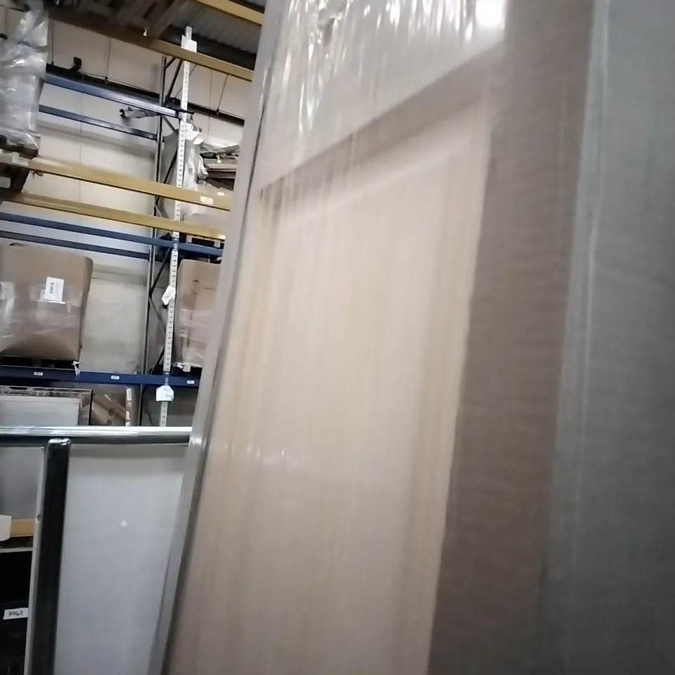 DESIGNER 6 PANEL CLEAR PINE BIFOLD INTERNAL DOOR APPROXIMATELY 1981X762MM