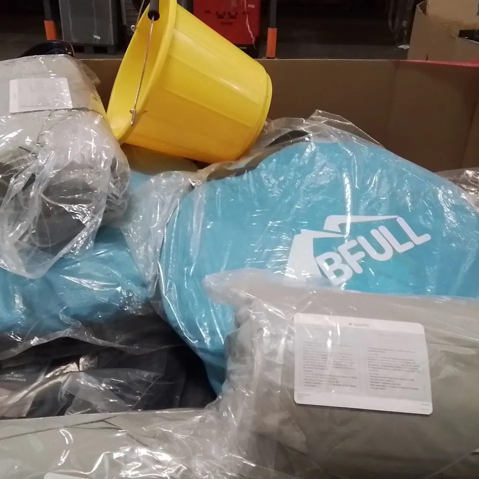 PALLET OF ASSORTED HOUSEHOLD GOODS AND PRODUCTS TO INCLUDE; POP UP TENT,RETRACTABLE GATE,ACUPRESSURE MAT AND PILLOW SET