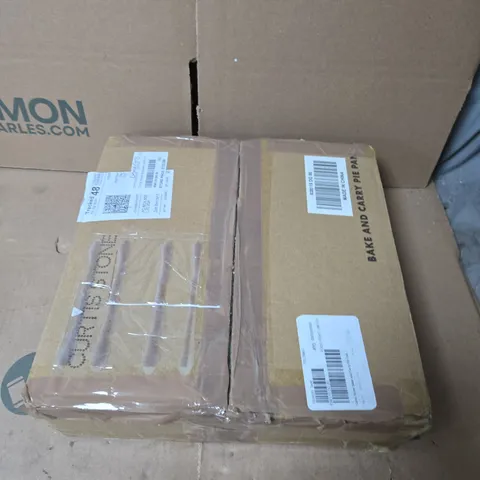 CURTIS STONE BAKE AND CARRY PIE PAN 