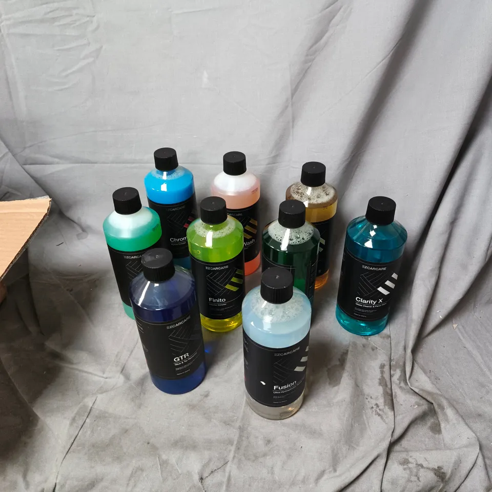 APPROXIMATELY 9 ASSORTED EZCARCARE LIQUIDS INCLUDING CLARITY X , CHAMPS AND ARTIC MELTDOWN 