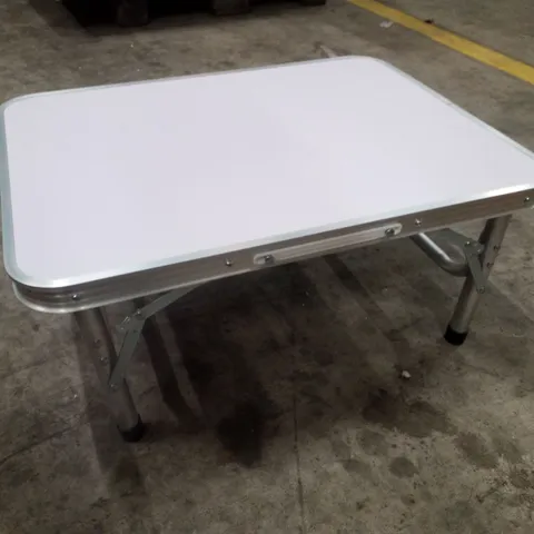 BOXED FOLDING TV TRAY