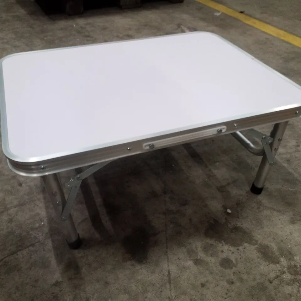 BOXED FOLDING TV TRAY
