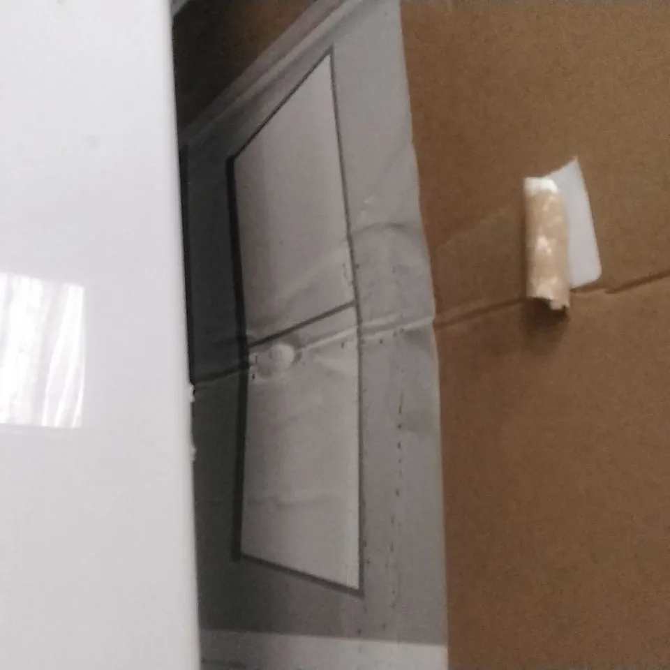 BOXED 85CM BATH SCREEN CLEAR