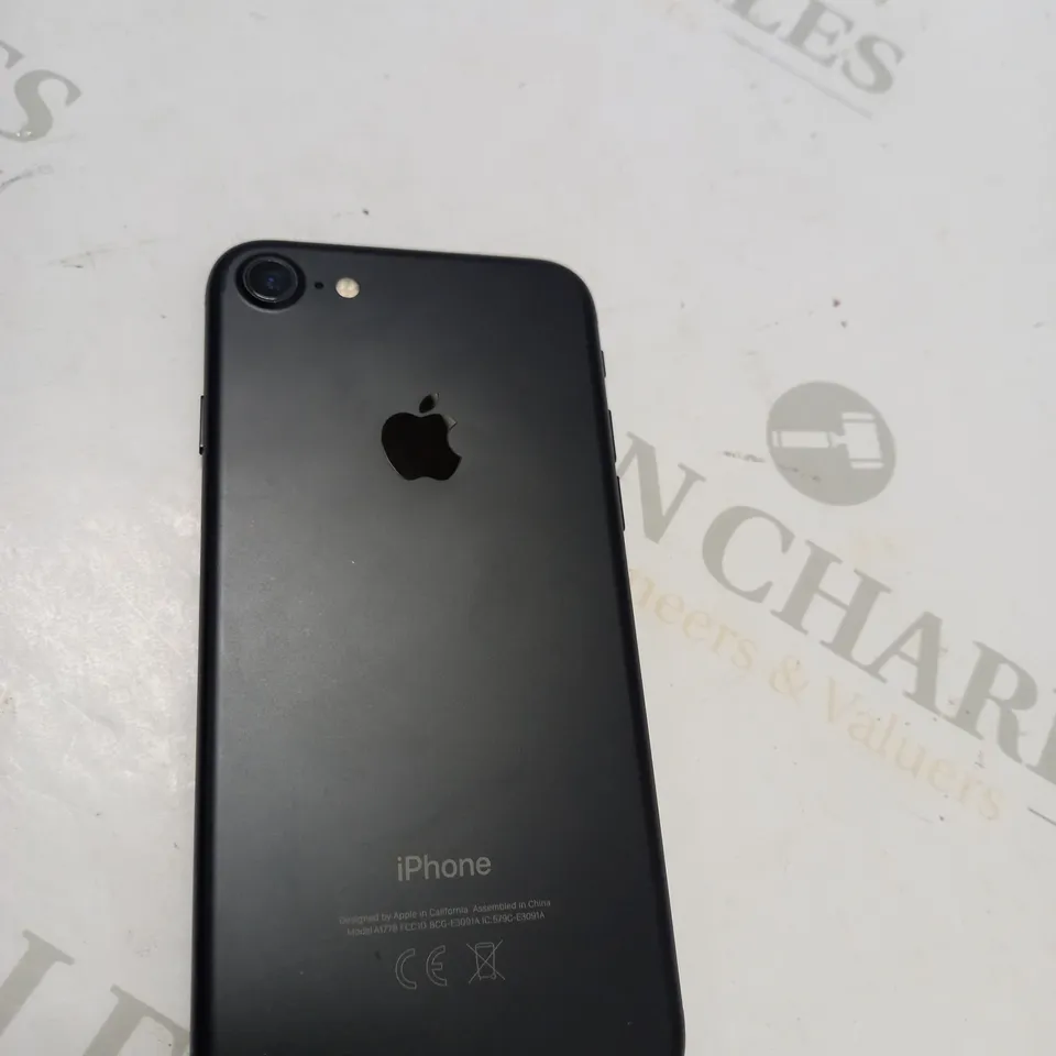 APPLE IPHONE 7 MODEL A1778