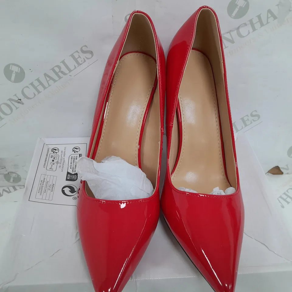 BOXED PAIR OF ASTUCCIO POINTED TOE HEELS IN RED - SIZE 41