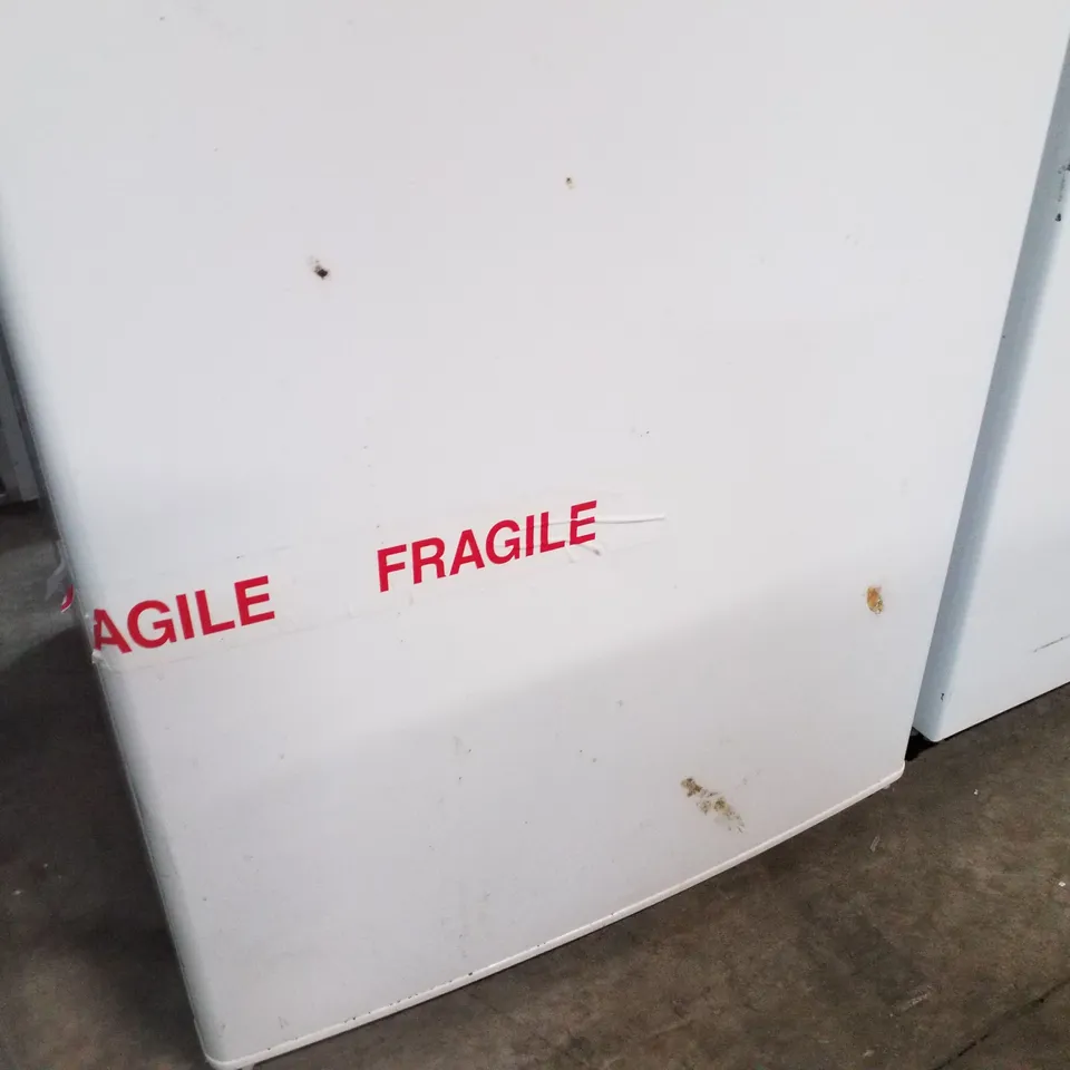 CANDY 55CM FREESTANDING FRIDGE FREEZER WHITE - UNPROCESSED RAW RETURN