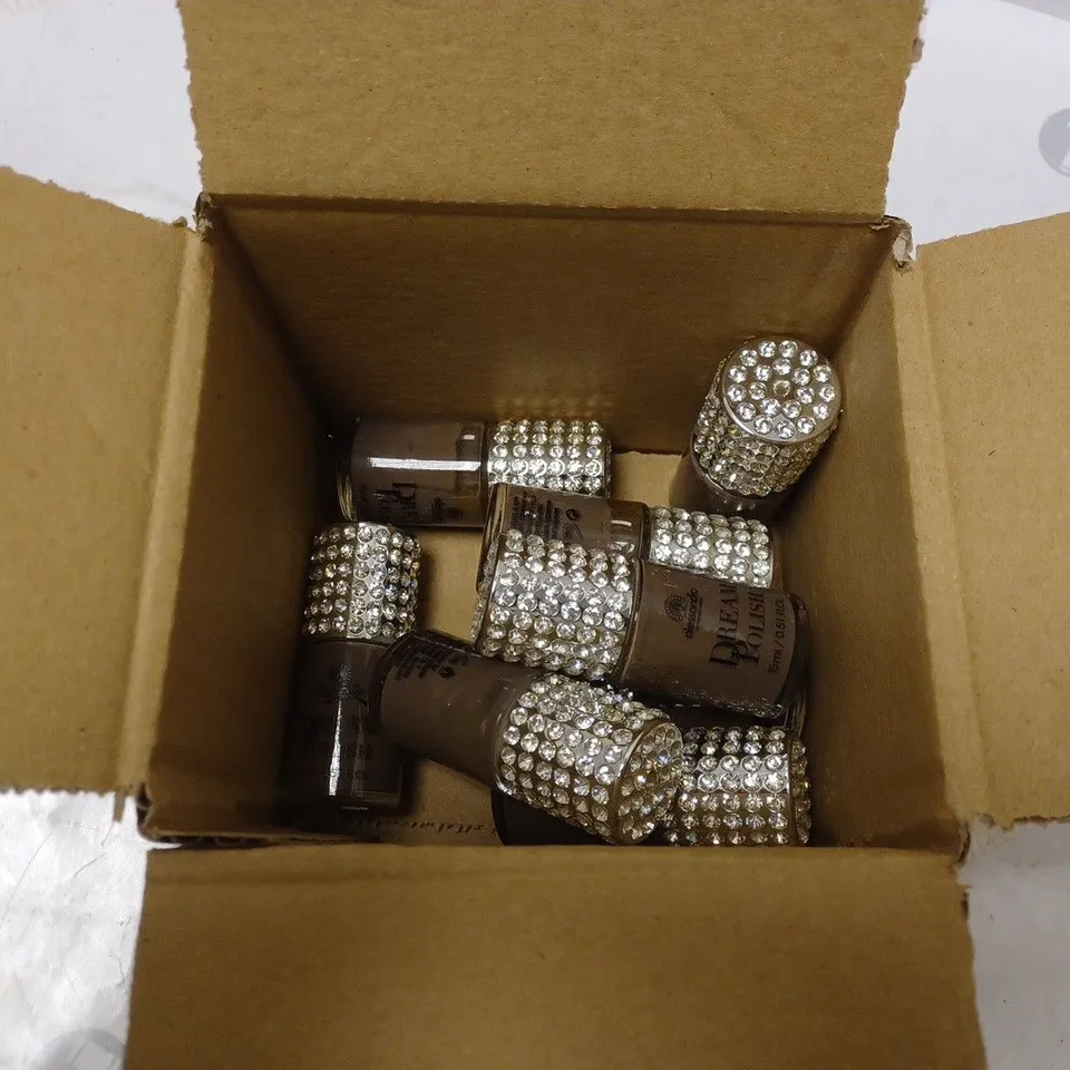BOX OF APPROXIMATELY 8 X 15ML VIALS OF ALESSANDRO DREAM POLISH NAIL POLISH