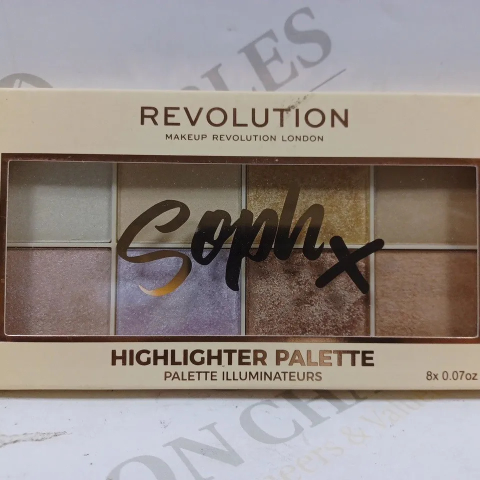 BOX OF APPROX 10 REVOLUTION MAKEUP SOPH X HIGHLIGHTER PALETTES
