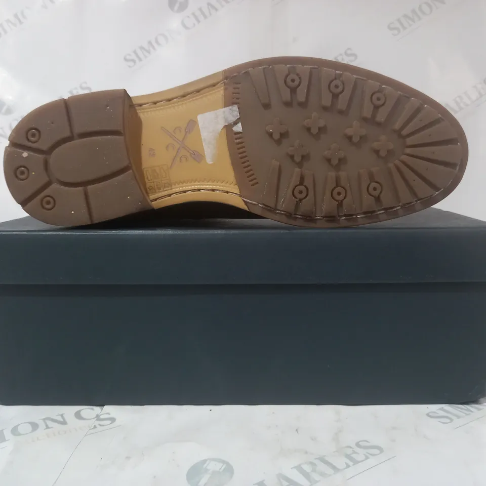 BOXED PAIR OF CREW CLOTHING COMPANY PARKER LEATHER CHELSEA BOOTS IN CHOCOLATE EU SIZE 43