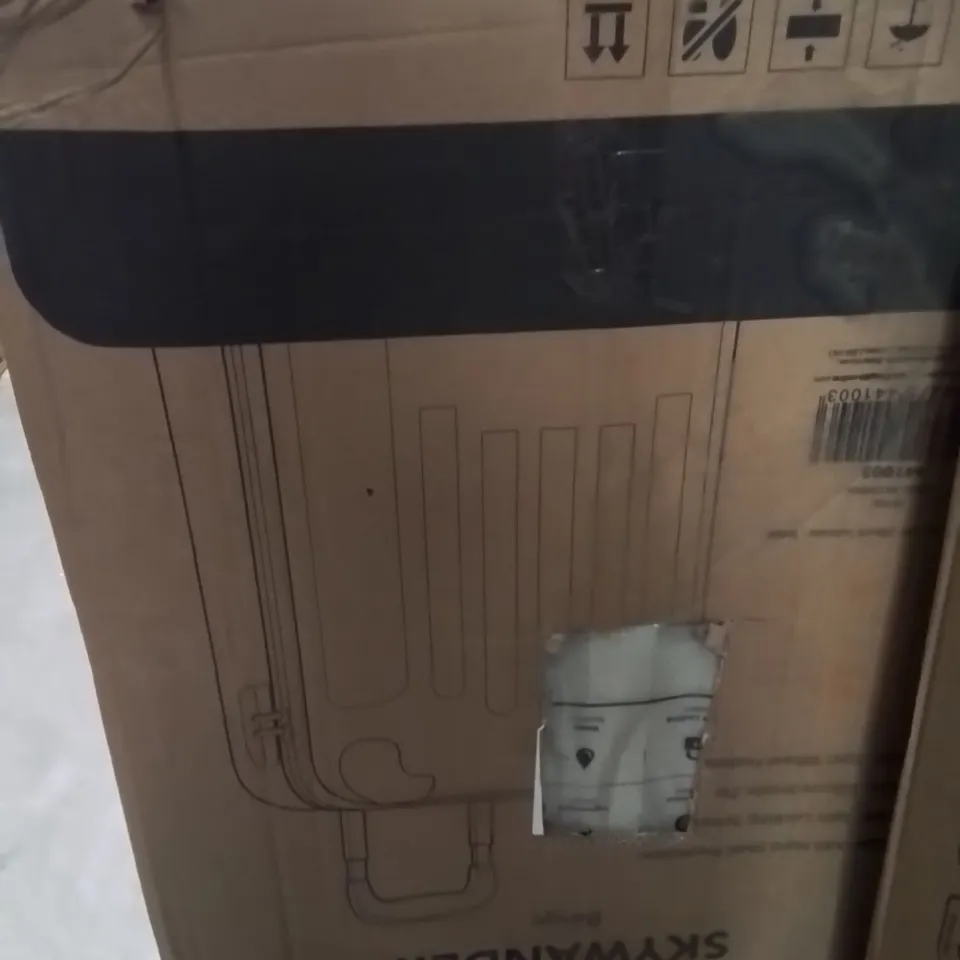 BOXED LUGG 28INCH SKYWANDER SUITCASE BEIGE