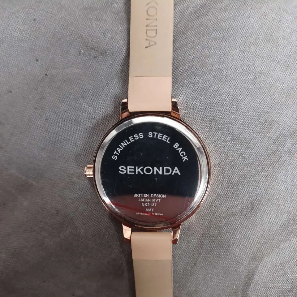 BOXED SEKONDA 2137 SILVER DIAL AND BEIGE STRAP WATCH