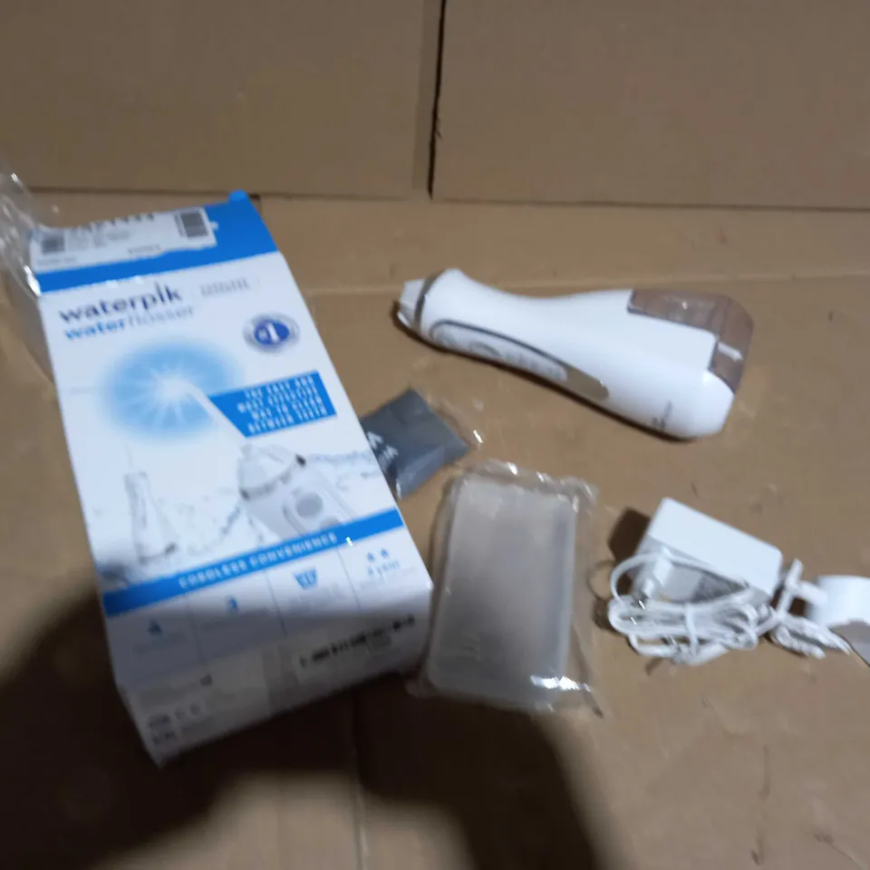 WATERPIK CORDLESS ADVANCED WATER FLOSSER