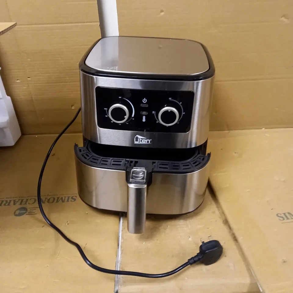 UTEN 5.5L 1700W AIR FRYER 