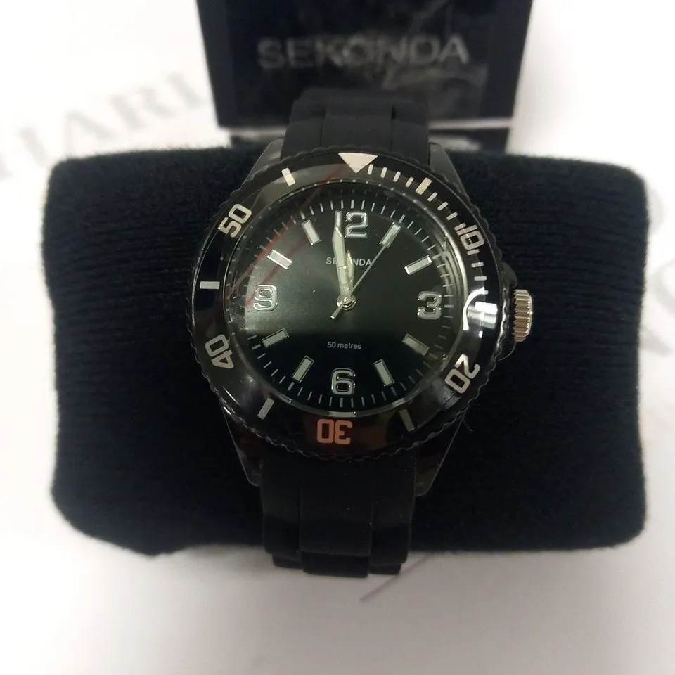 BOXED SEKONDA BLACK SPORTS WATCH 