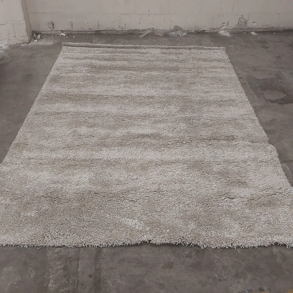 QUALITY DESIGNER AREA RUG - APPROXIMATELY 290 x 200cm
