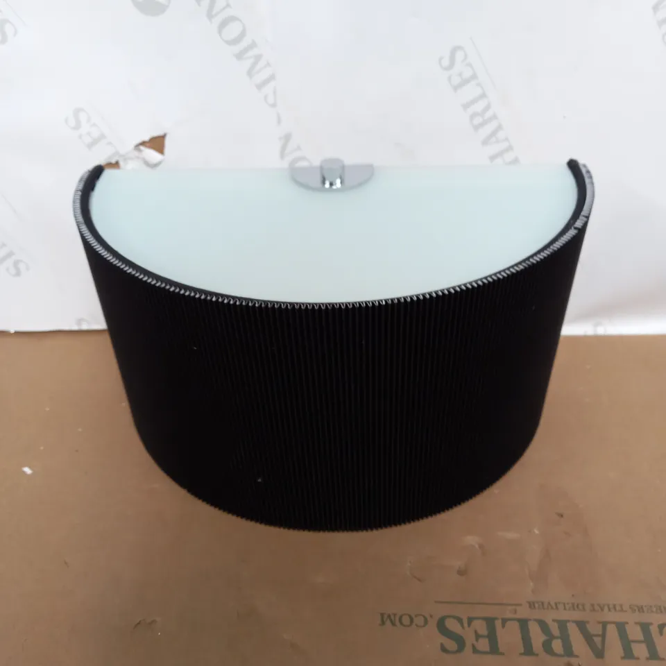 BLACK TEXTURED ROUND WALL LIGHT	