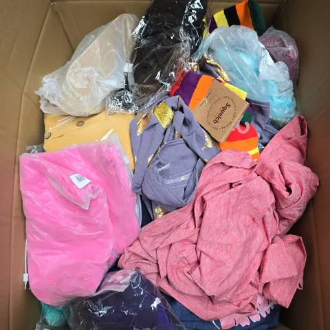 LARGE BOX OF APPROXIMATELY 20 ASSORTED CLOTHING ITEMS IN VARIOUS SIZES, STYLES AND COLOUR