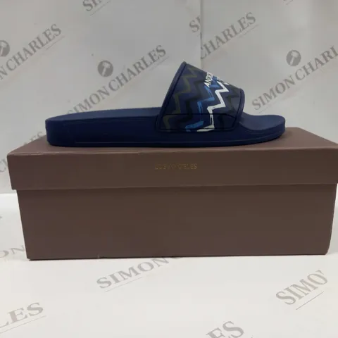 BOXED PAIR OF ANDROID HOMME LAGUNA BEACH SLIDE UK SIZE 7 