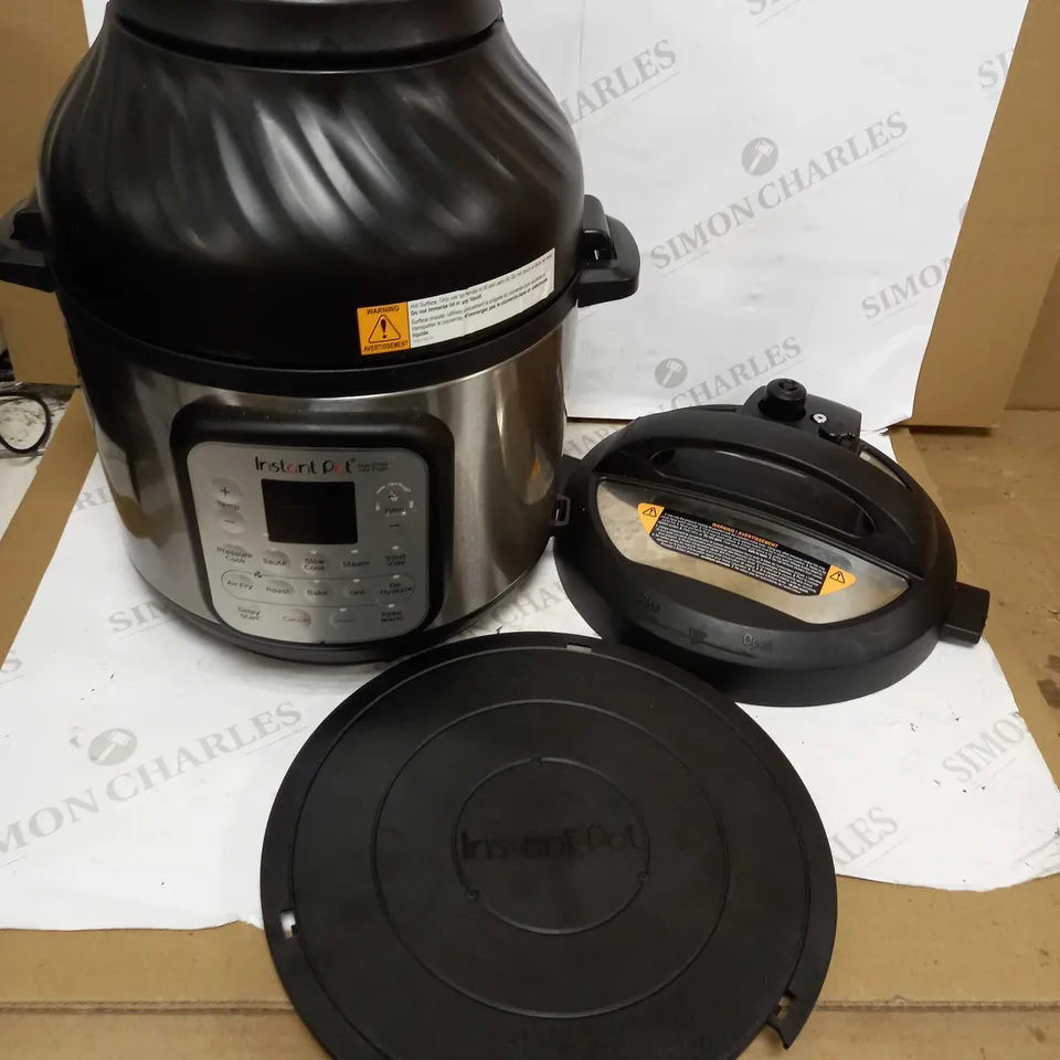 INSTANT POT DUO CRISP AIR FRYER MULTICOOKER