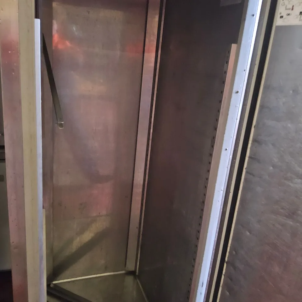 ELECTROLUX TALL COMMERCIAL FRIDGE